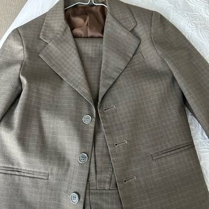 Kids suit (w/ extra set of slacks!)